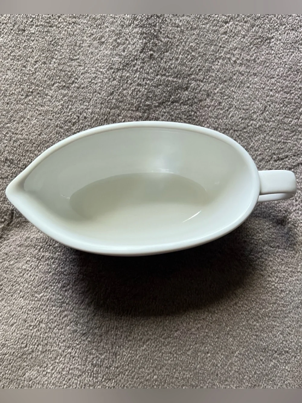 Buffalo David Bitton White Ceramic Sauce Boat with Handle
